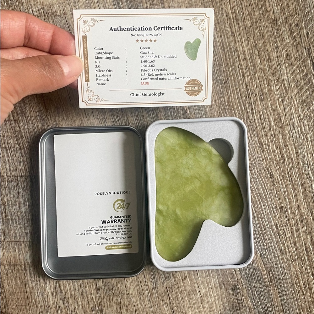 RoselynBoutique Jade Gua Sha Face Massage Sculpting Lifting New
